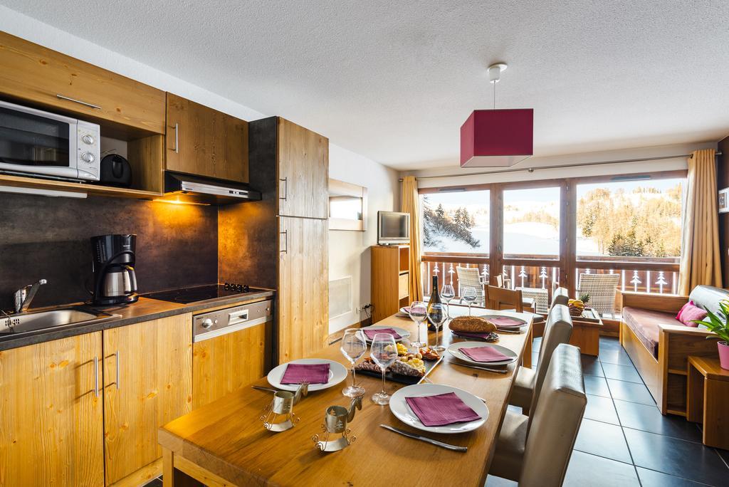 Travelski Home Premium - Residence Les Chalets D'Edelweiss Ла-Плань Экстерьер фото